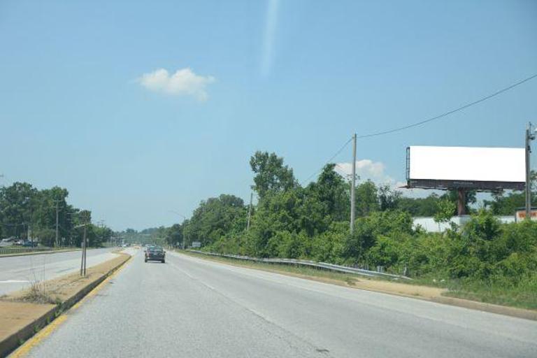 Photo of a billboard in Prnc Frederck