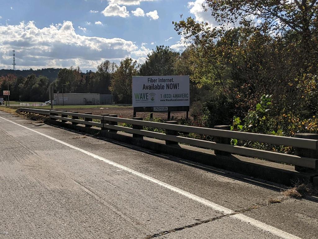 Photo of a billboard in Combs