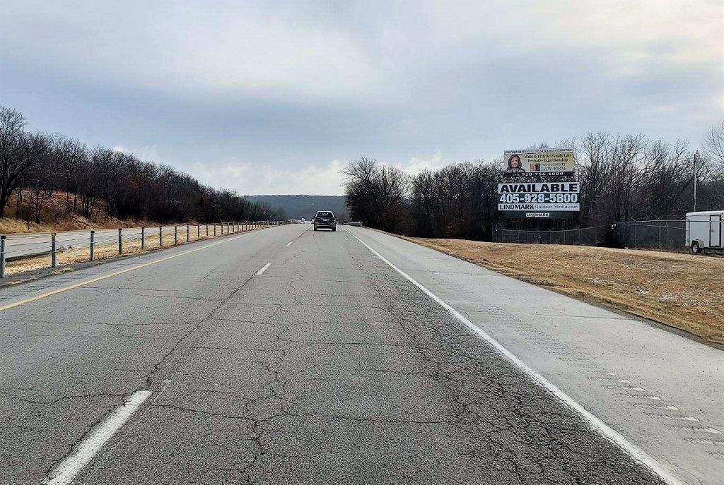 Photo of a billboard in Beggs