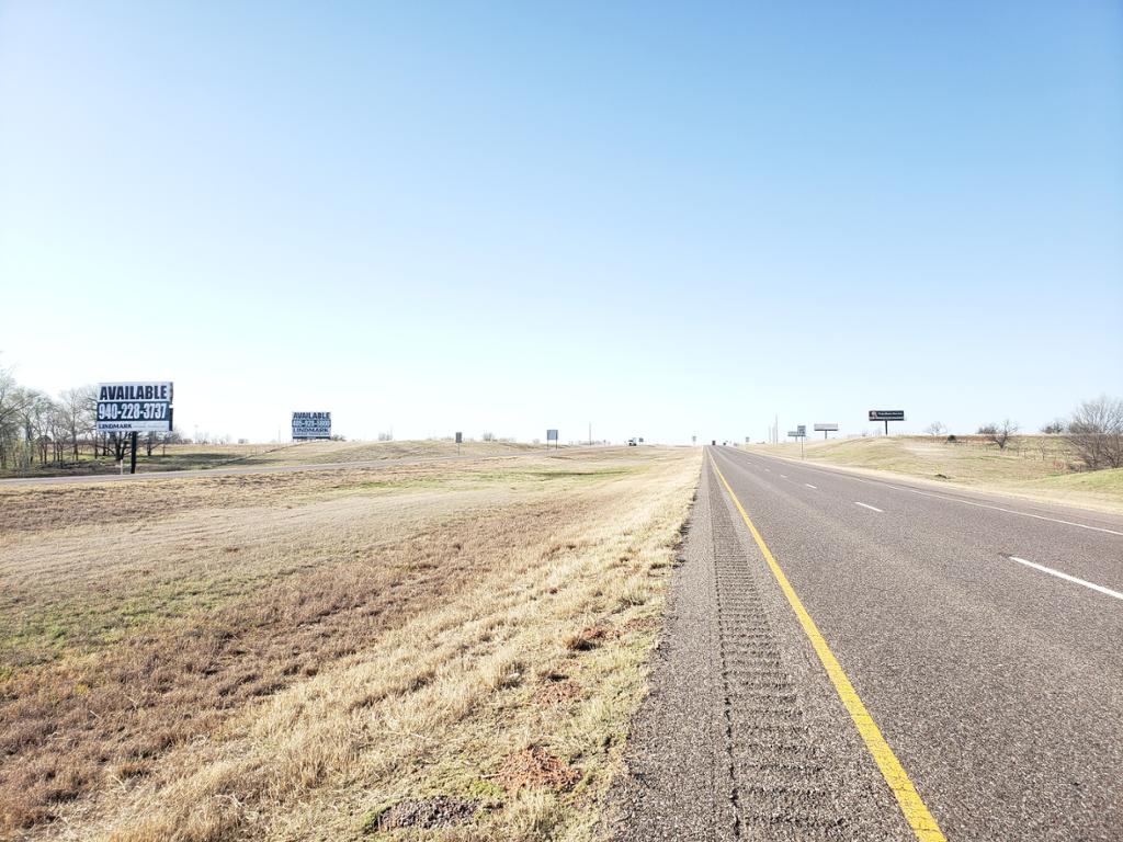 Photo of a billboard in Comanche