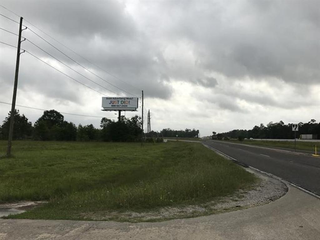 Photo of a billboard in Daisetta